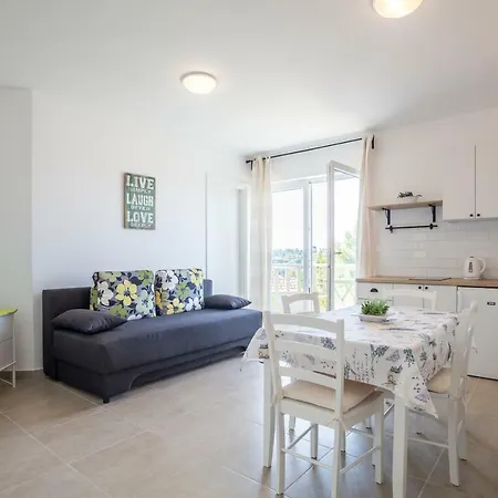 Apartmani Mariela Apartment
