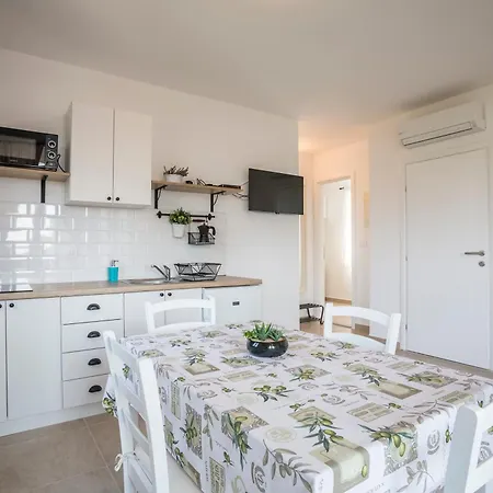 Mariela Apartmán Maslinica